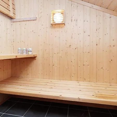 Holiday home Xlv *